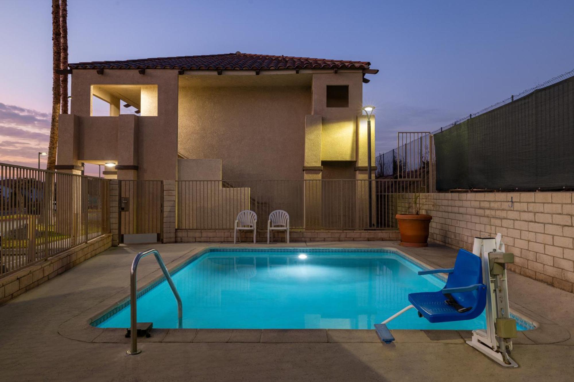 Quality Inn Lake Elsinore I-15 Exterior foto